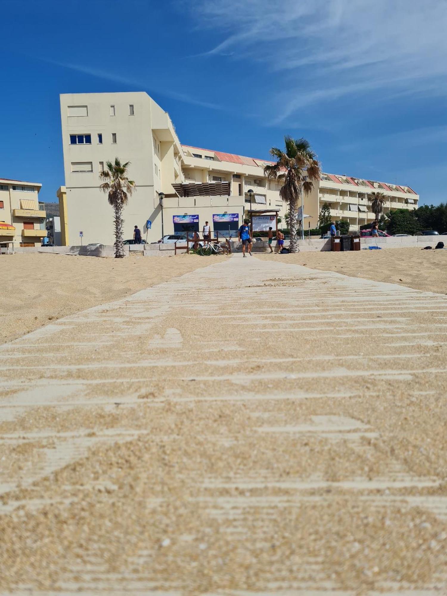 A Casa Di Rosa,Fronte Spiaggia, Piscina,Parcheggio Trapani Eksteriør bilde
